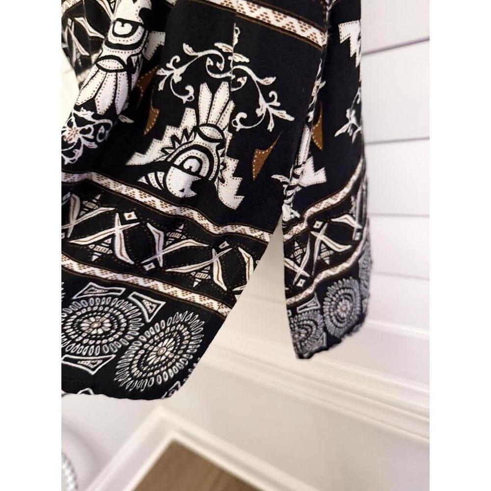 Ali Miles women's boho Tunic with a black and white Aztec print and pink border - Picture 7 of 8